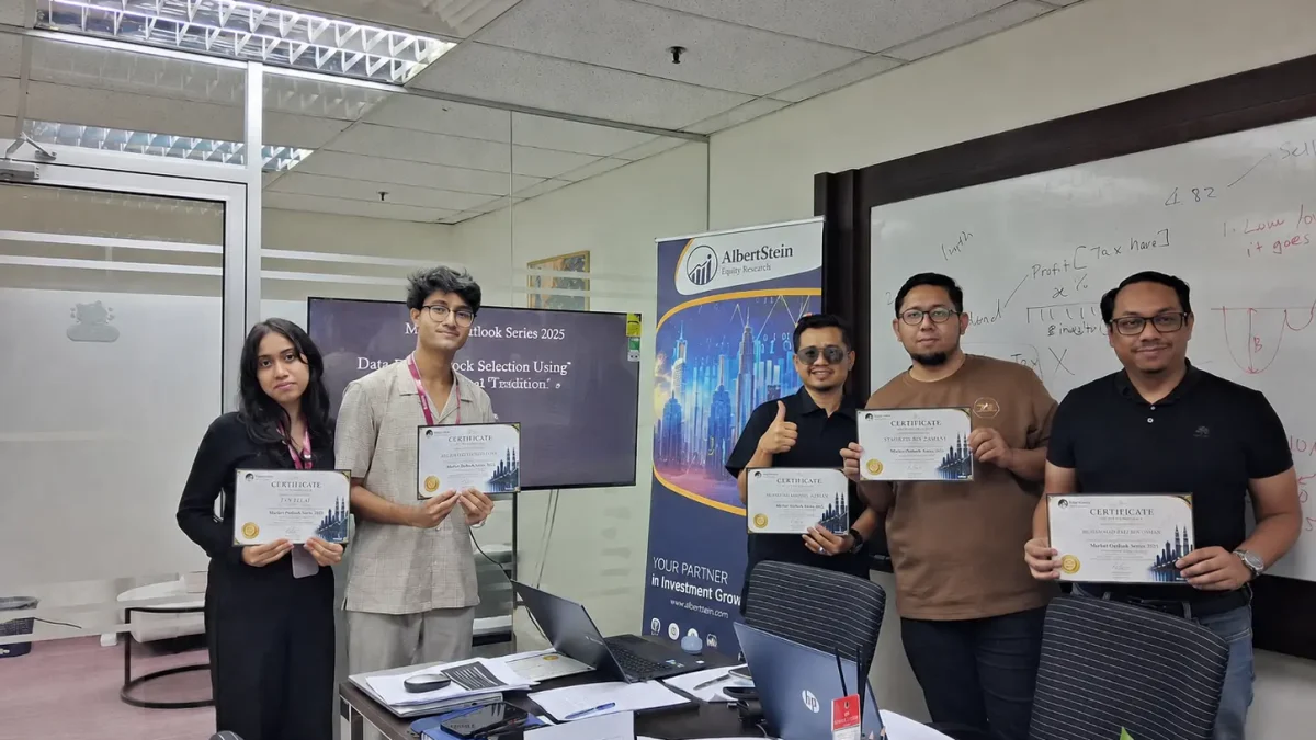 AlbertStein’s offline workshop featuring an experienced trainer, sharing smart and strategic approaches to investing and actionable financial insights.