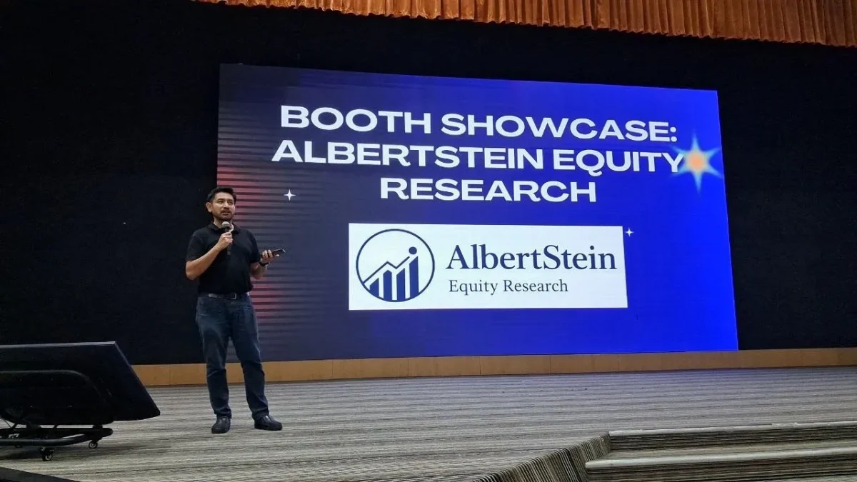 AlbertStein team at a SEGi College showcase, sharing the importance of financial literacy and investment knowledge with students.